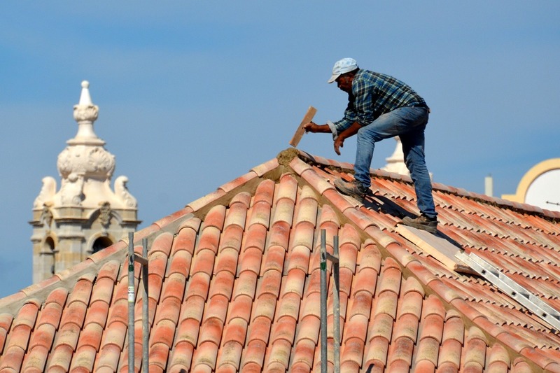 Are Asphalt Shingles the Only Choice for Shingling a Roof?